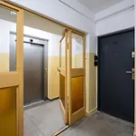 Apartment Sluzew 405b By Bookinghost