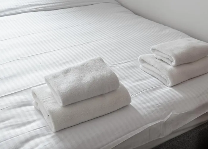 Sluzew 405b By Bookinghost Warszawa