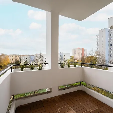 Sluzew 405b By Bookinghost * وارسو